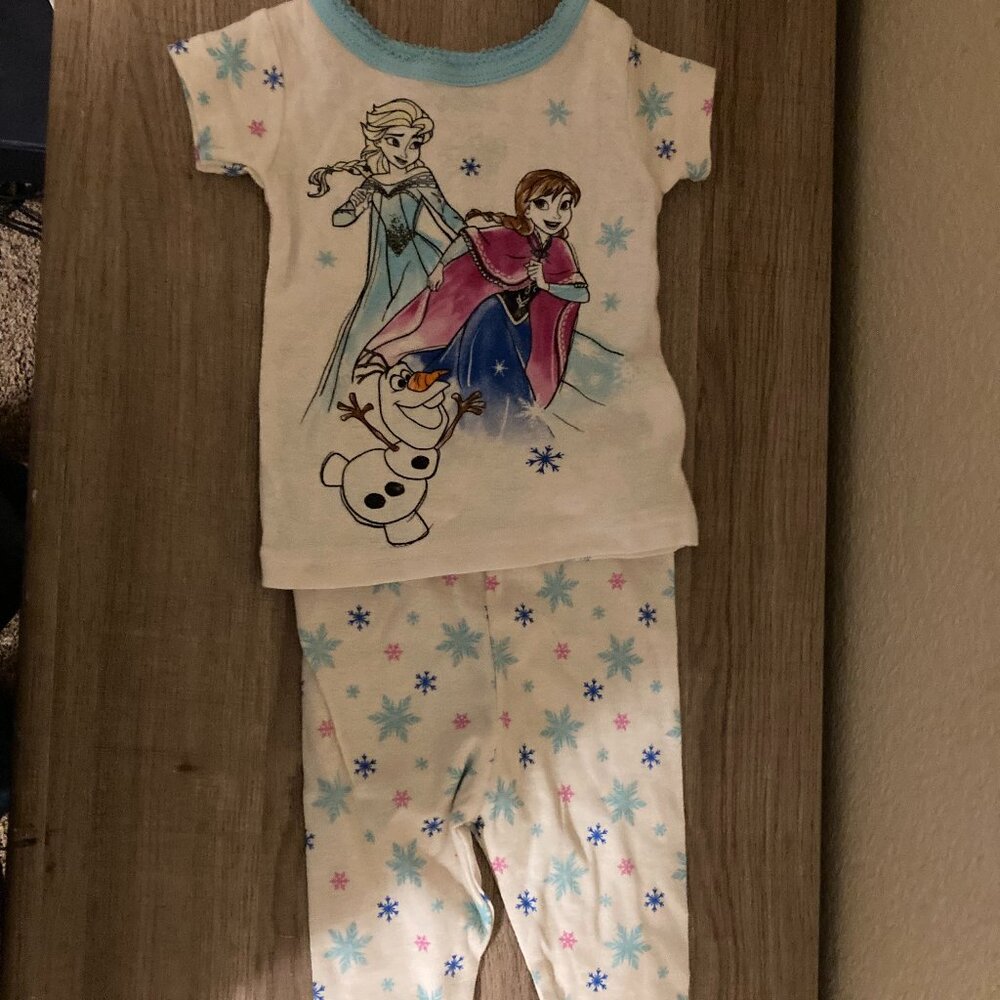 Disney Frozen White Pajamas 12 Months Pants Short Sleeve Elsa Anna Olaf Graphic